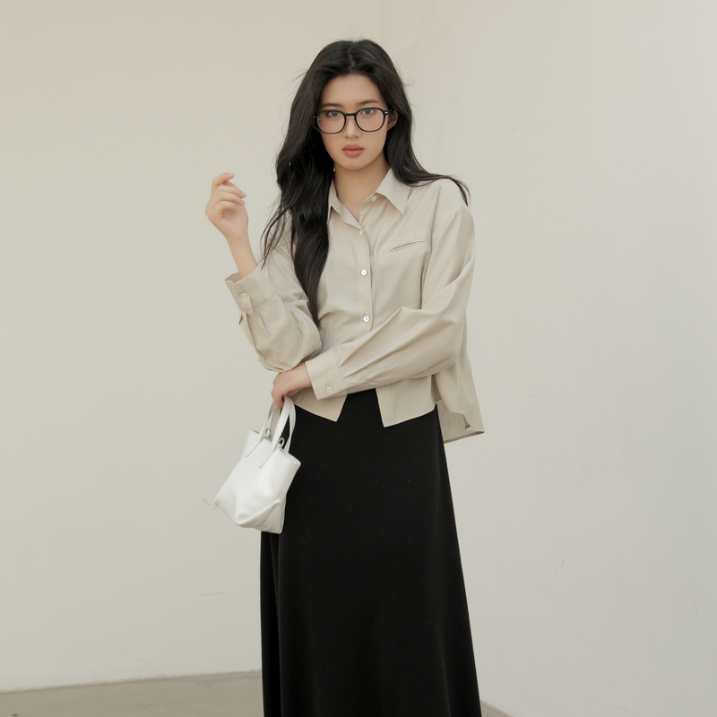 AIRIQI奥莱女装都市梭织衬衫AH41CS302