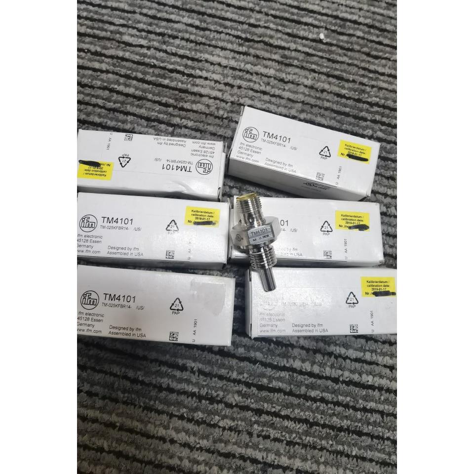 包邮全新IFM TM4101 TM5101 TM4411 TM4811温度传感器现货