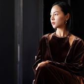 深咖色真丝丝绒吊带连衣裙外套气质名媛收腰两件套女 门里门外秋季