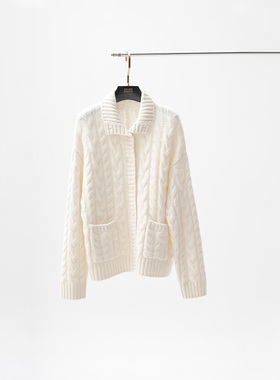 门里门外紫绒/深咖色/白色/青绒麻花羊绒开衫25W95287