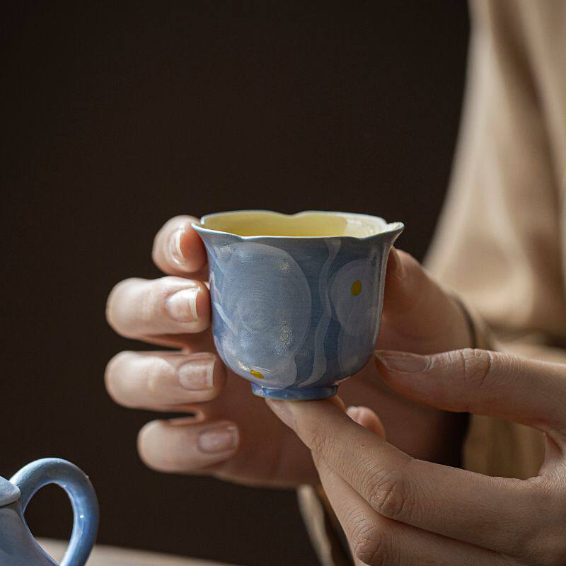 新中式诧寂风粉引手绘茶杯纯手工粗陶花口品茗杯聚香闻香主人杯