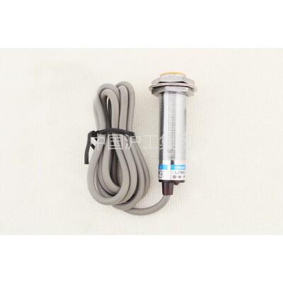 沪工电容式接近开关 CS-31-5N N2 P P2 T T2 传感器