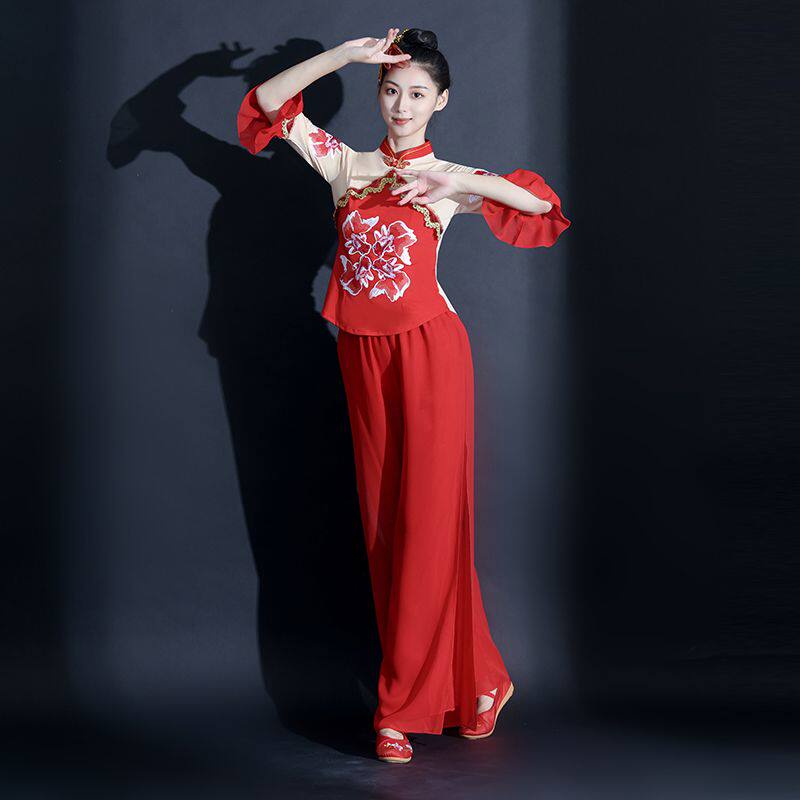秧歌服演出服女中国风民族古典舞蹈服装飘逸套装扇子舞台现代独舞