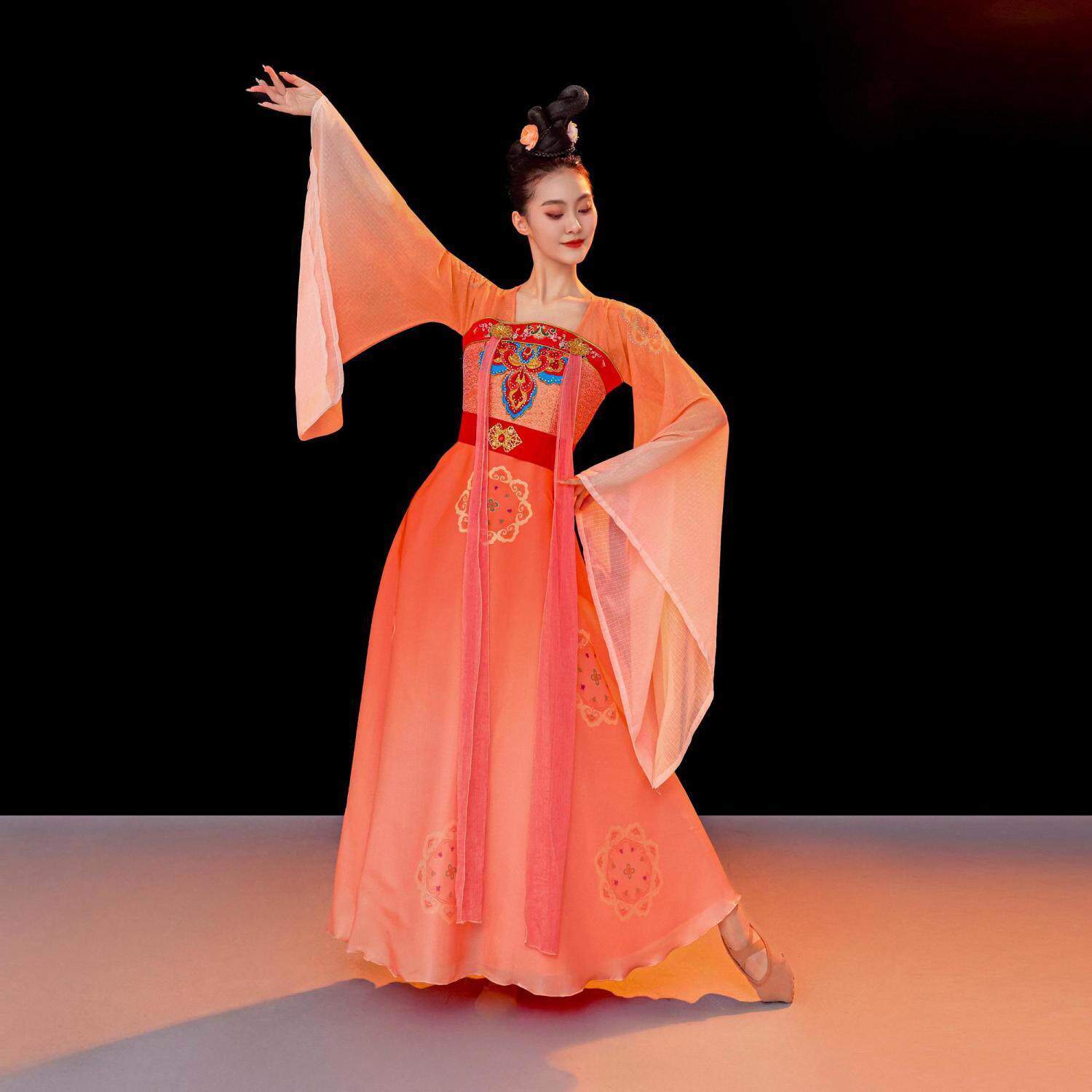 汉唐广袖古典舞演出服新款飘逸中国古装仙气汉服舞蹈舞蹈服装服装