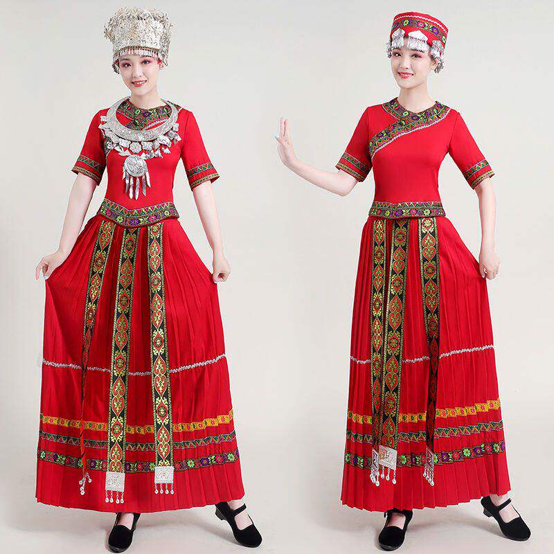 新苗族演出服土家族服装女湘西少数民族成人长款瑶族彝族舞蹈服饰