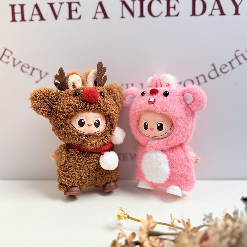 4代迷你款Labubu衣服粉露比围巾麋鹿心底密码小鼻嘎拉布布娃衣萌