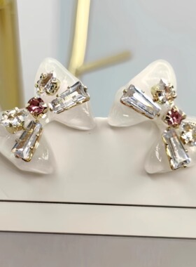 MMC~童趣系列白色紫色蝴蝶结抱枕耳钉原创设计气质甜美小众耳饰