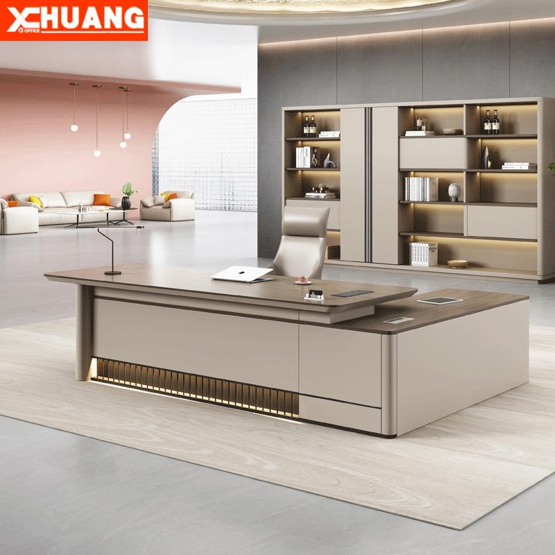 老板办公桌简约现代办公室家具轻奢大班台大气经理桌总裁桌椅组合