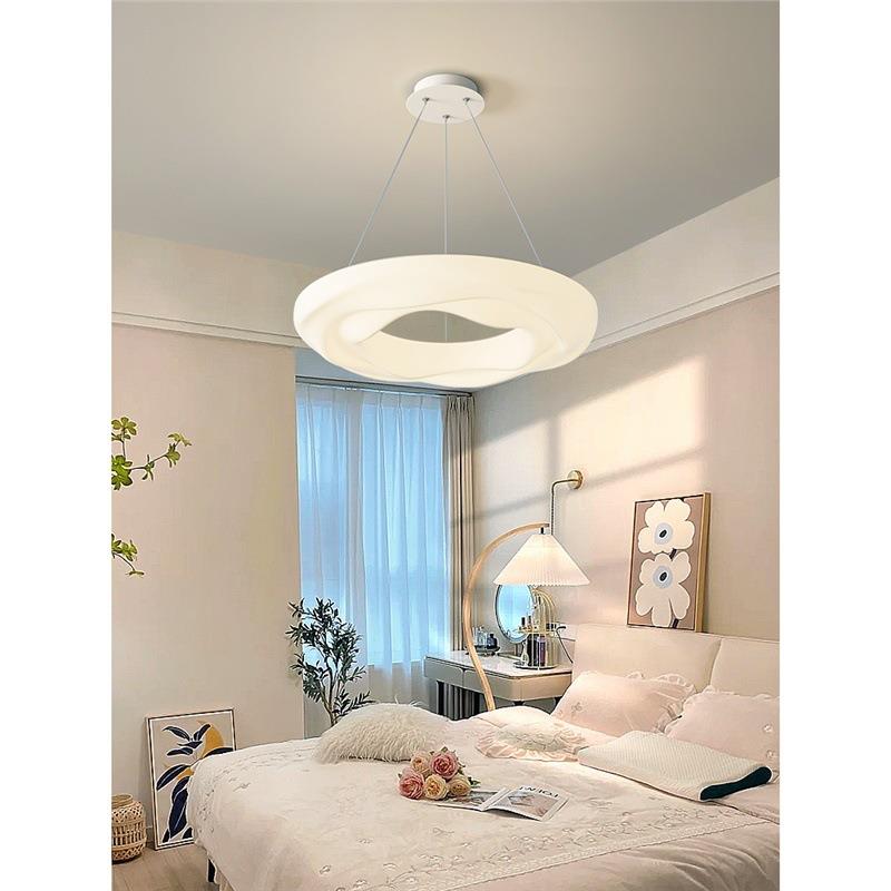 全光谱护眼北欧现代简约客厅吊灯创意奶油风餐厅卧室书房LED吊灯