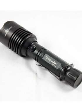 UniqueFire 强光可充电 散热手电筒 1200流明远射家用户外手电