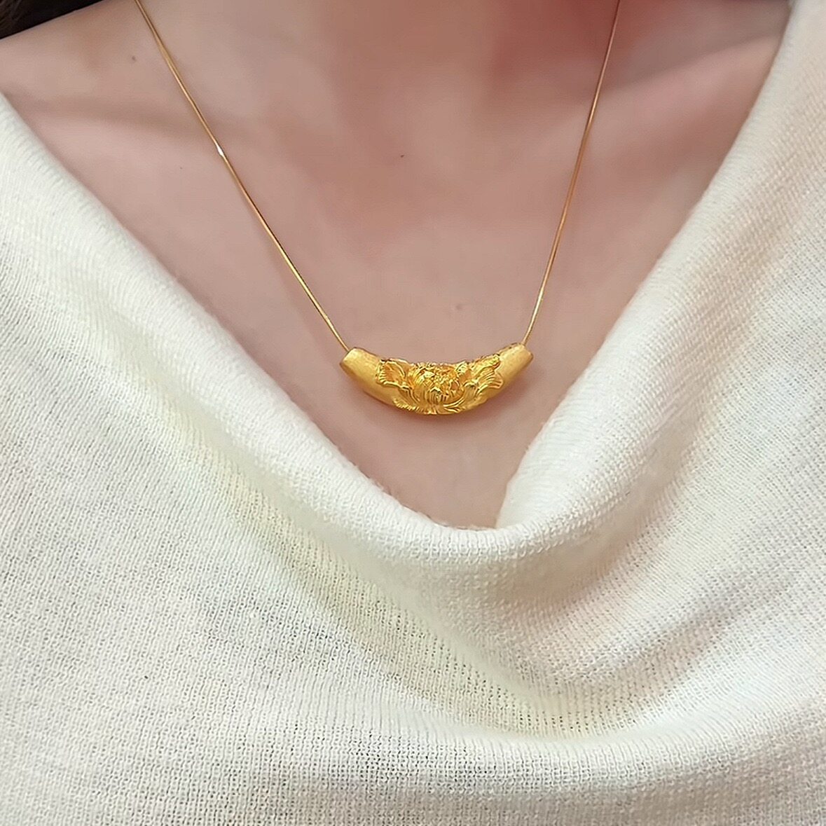 中国风弯管牡丹项链百搭显贵