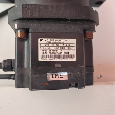 议价伺服电机SGMP-02A3G26SGMP02A3G26SGMP02A3G2602A3G26