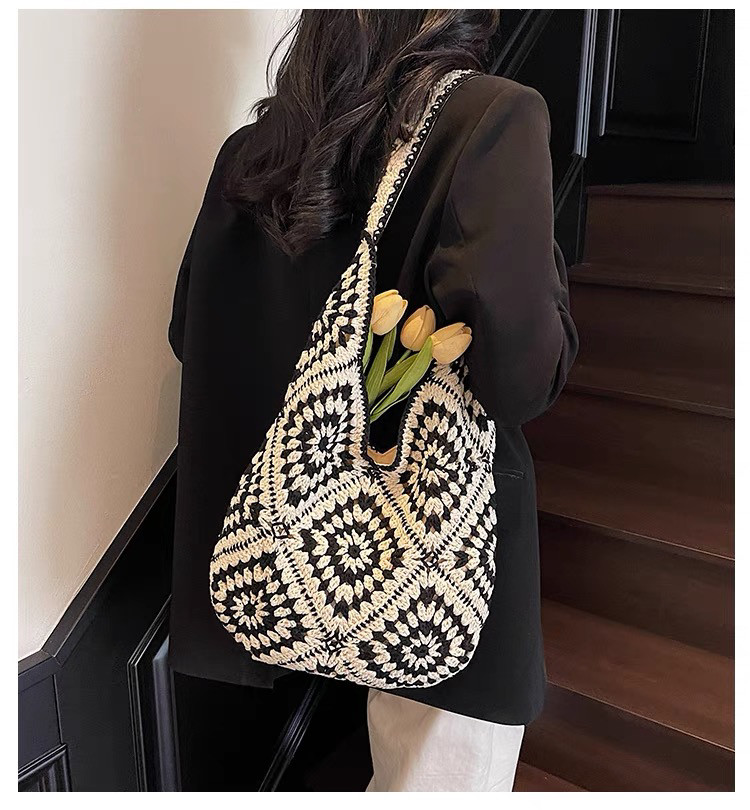 Ins风新款黑白色手工编织包复古大容量单肩包小众设计毛线包女包