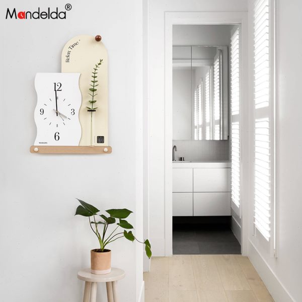 Mandelda免打孔现代简约挂墙时钟家用2024新款客厅挂钟创意钟表