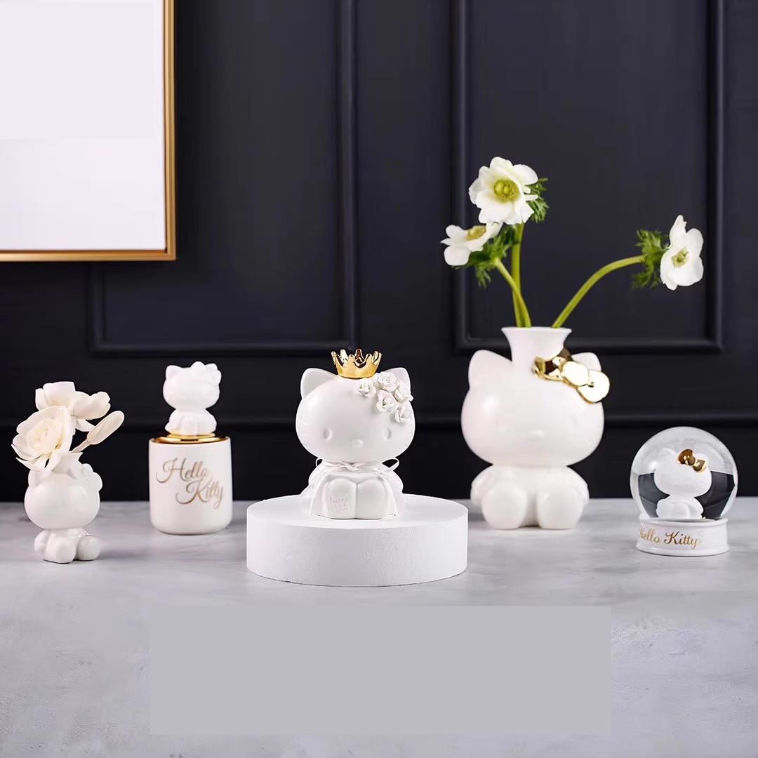 Hello Kitty陶瓷大花瓶储蓄罐香薰收纳 插花客厅装饰摆件生日礼物