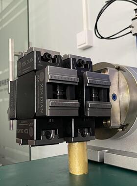 4轴8工位高效夹具高刚性4孔零点定位配鑫H54自定心小虎钳