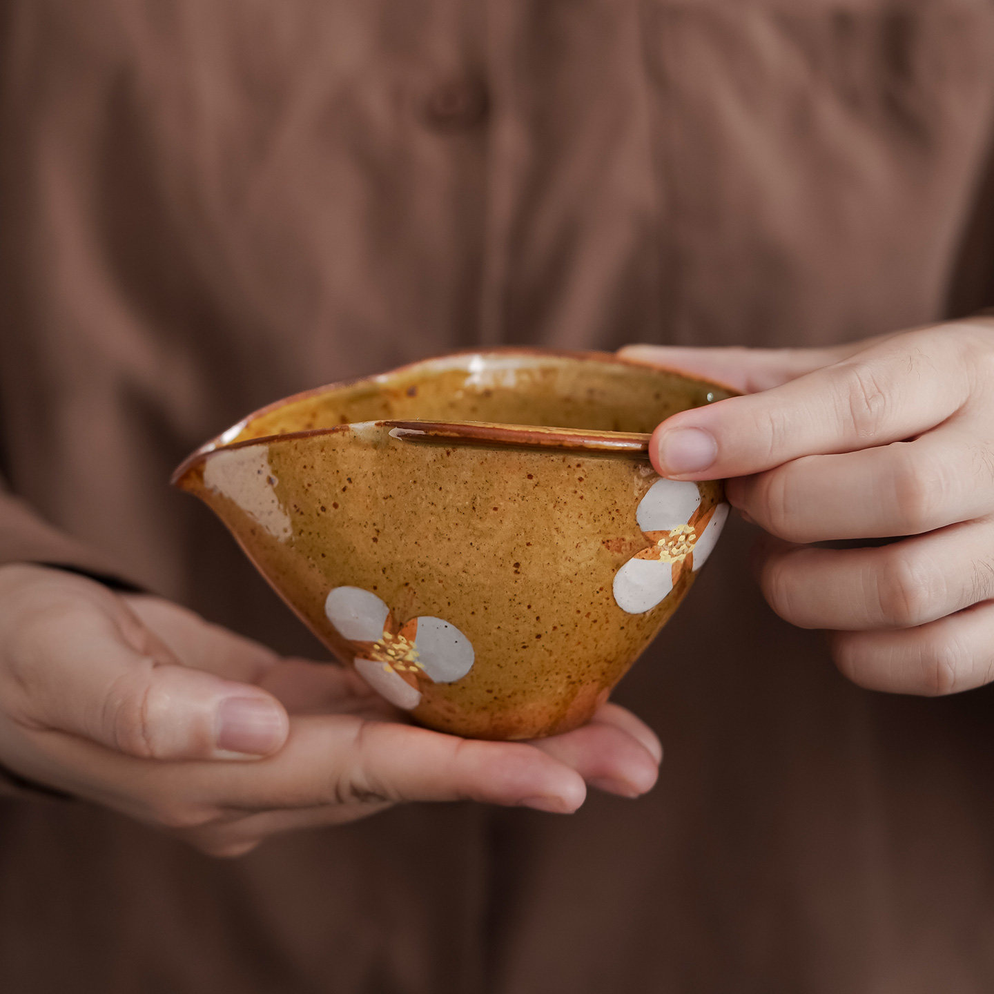 手绘栀子花公道杯中式复古分茶器