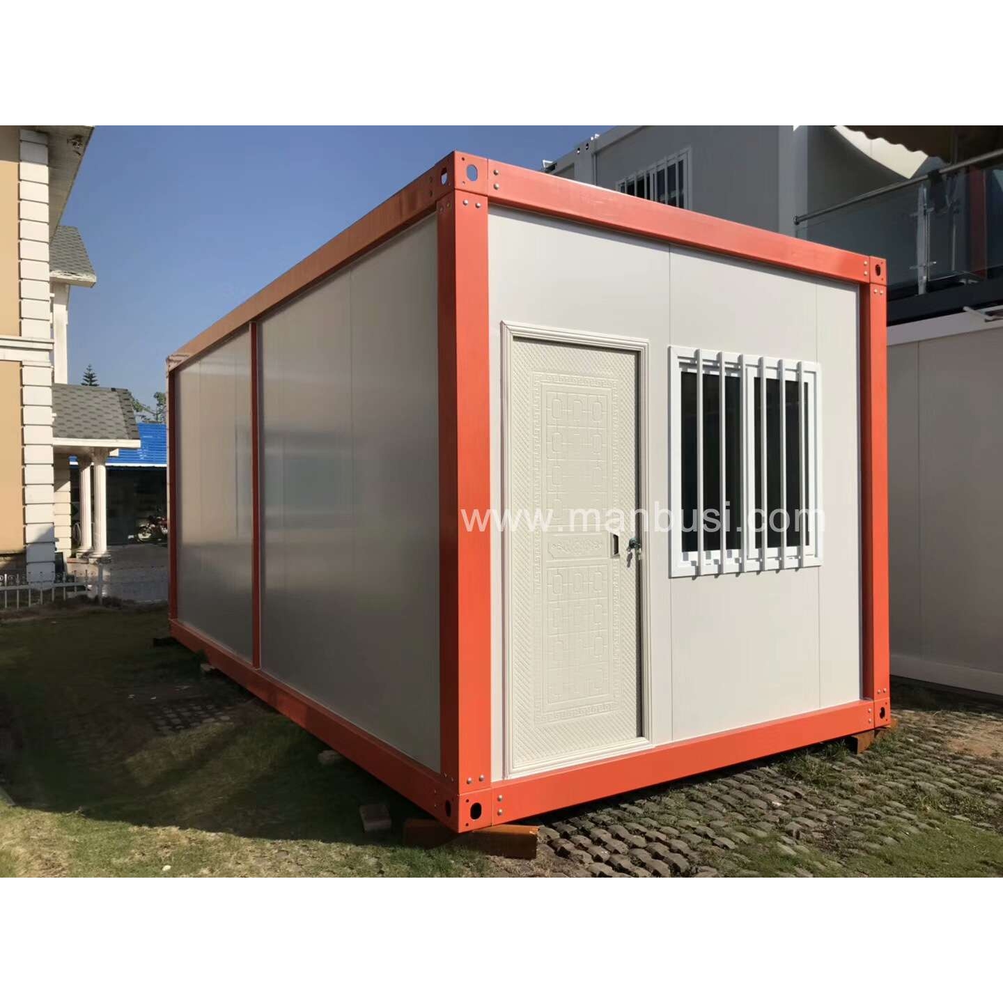 集装箱 住人  集装箱房 彩钢板房拆装箱式房 活动板房 集装箱式房