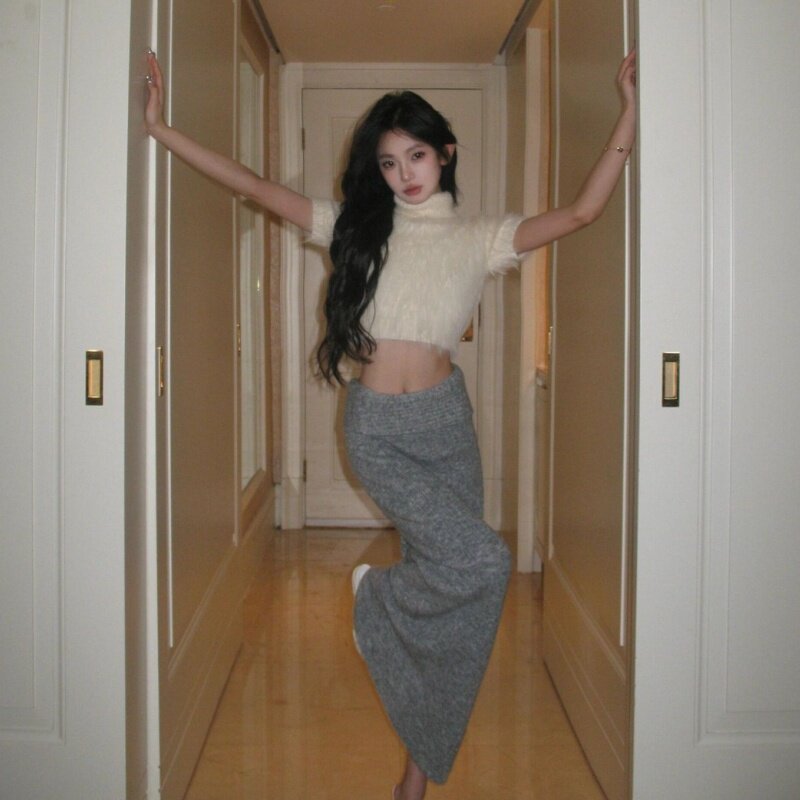 辣妹纯欲风高领短款针织衫套装上衣女秋冬气质包臀半身裙子两件套