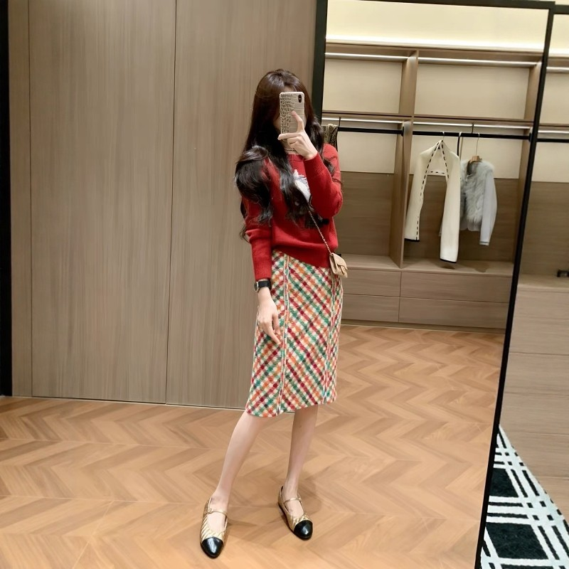 新年穿搭套装韩系红色毛衣针织衫女装冬季别致彩色格纹半身裙套装,女装/女士精品,时尚套装,淘宝优惠券,粉丝福利购,淘宝优惠卷