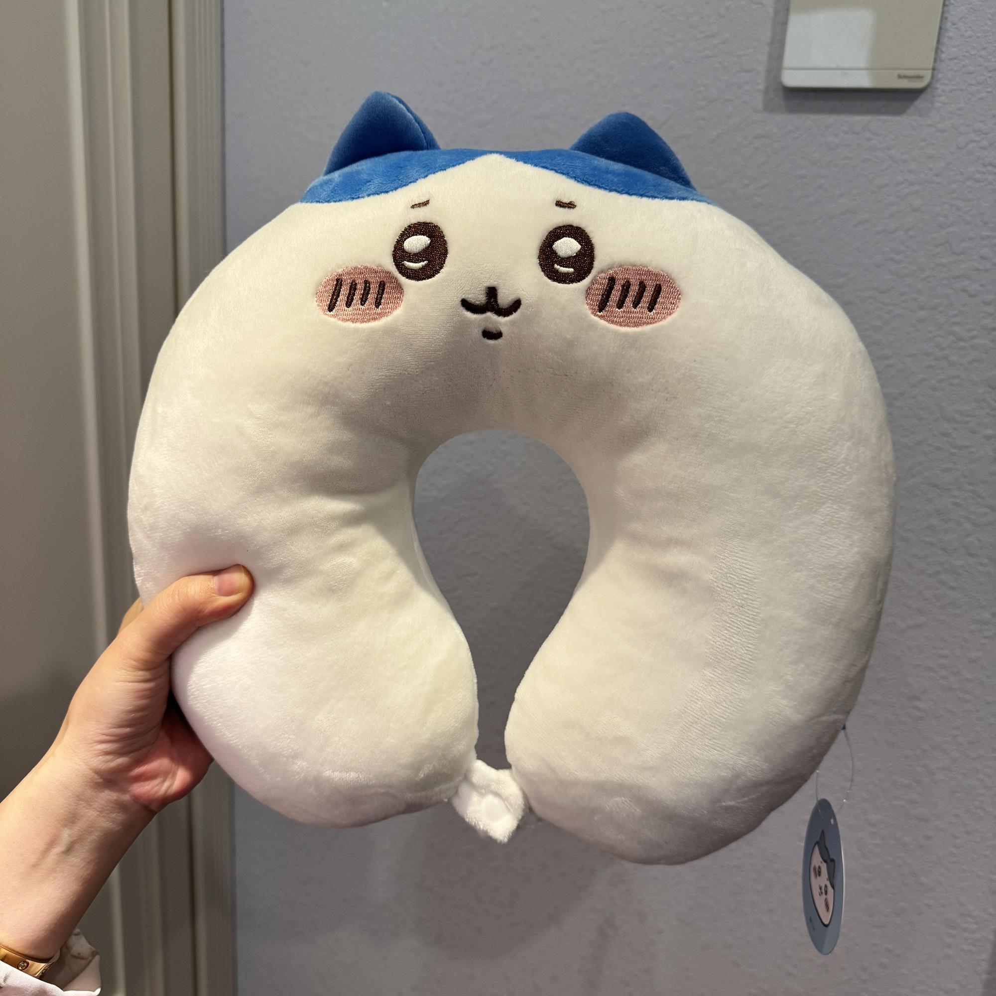 吉伊卡哇chiikawa小八乌萨奇汽车旅行飞机带帽U枕颈枕办公室学生