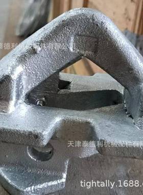 集装箱之间固定底锥 单椎 双锥 Bottom stacking cones