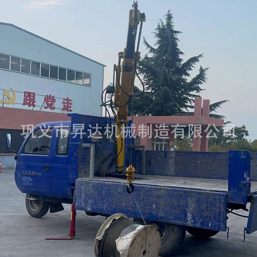 1-5吨全自动液压车载吊机工程车改装单臂提升机货车改装随车吊