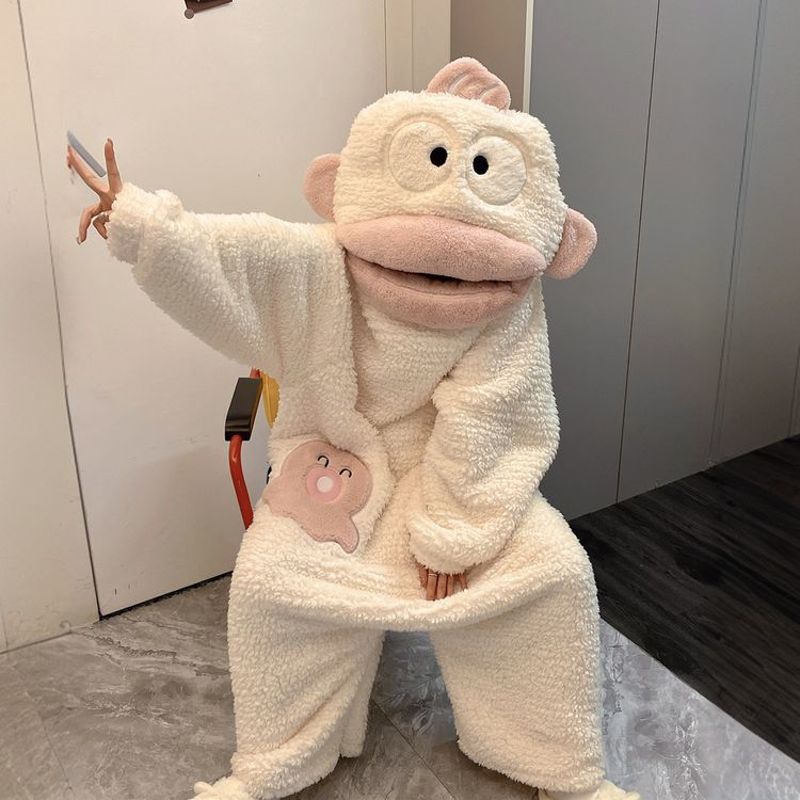 2025新款搞怪小丑鱼卡通珊瑚绒连体睡衣女冬款可爱保暖家居服