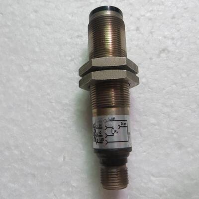 现货原装施克光电开关VTE18-4P4240订货号6013263新旧价格不同