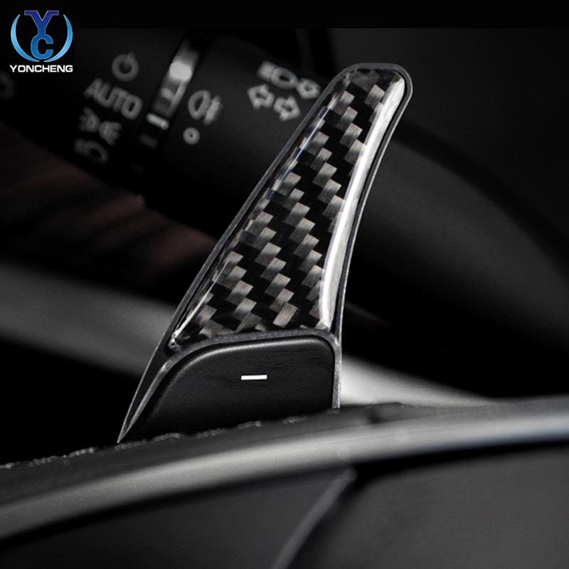 适用于凯迪拉克XT5CT6ATSLXTS碳纤维配件方向盘改装换挡拨片