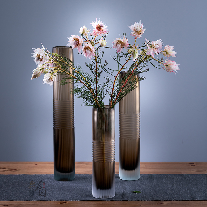 荔园花器 简约轻奢纯手摹刻原色玻璃花瓶 软装摆件 工艺品