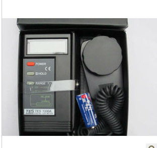 TES-1332A 照度计 光度计 照度表 照度仪 光度表 泰仕TES