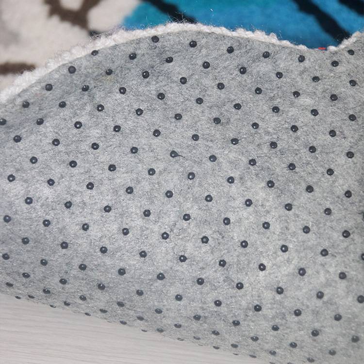 新款蓝色蝴蝶刺绣地毯现代简约时尚地垫家居创意门口脚垫静音全铺