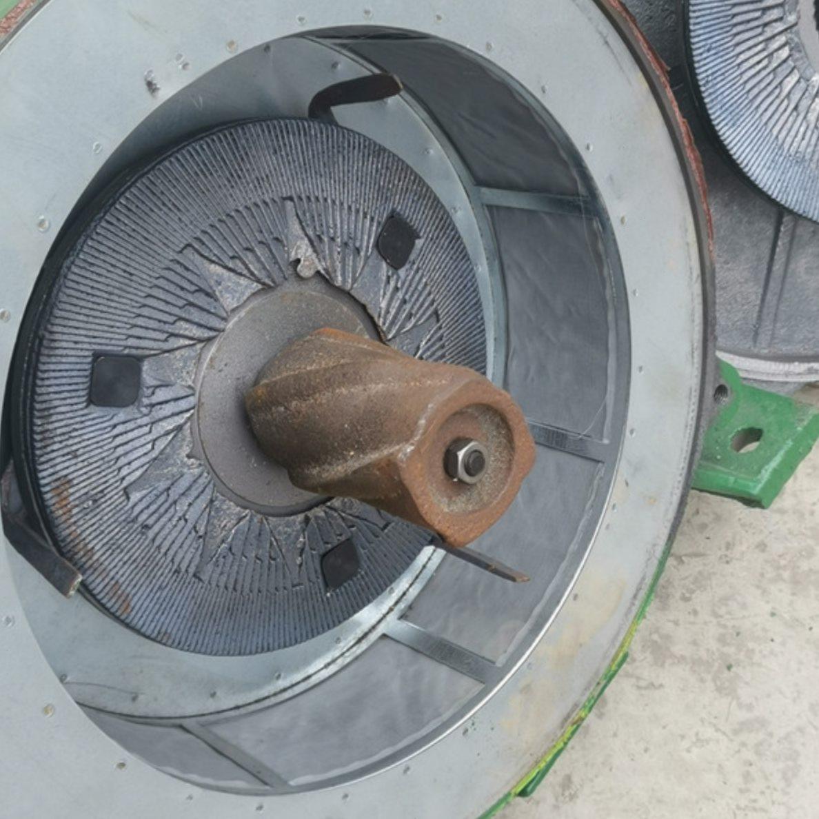 商用f4425型小钢磨磨粉机小麦麦麸分离粉碎机研磨机电动打粉机