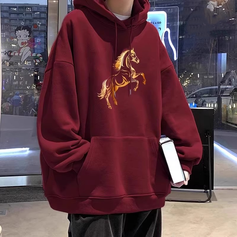 新年2026马年酒红色连帽卫衣男