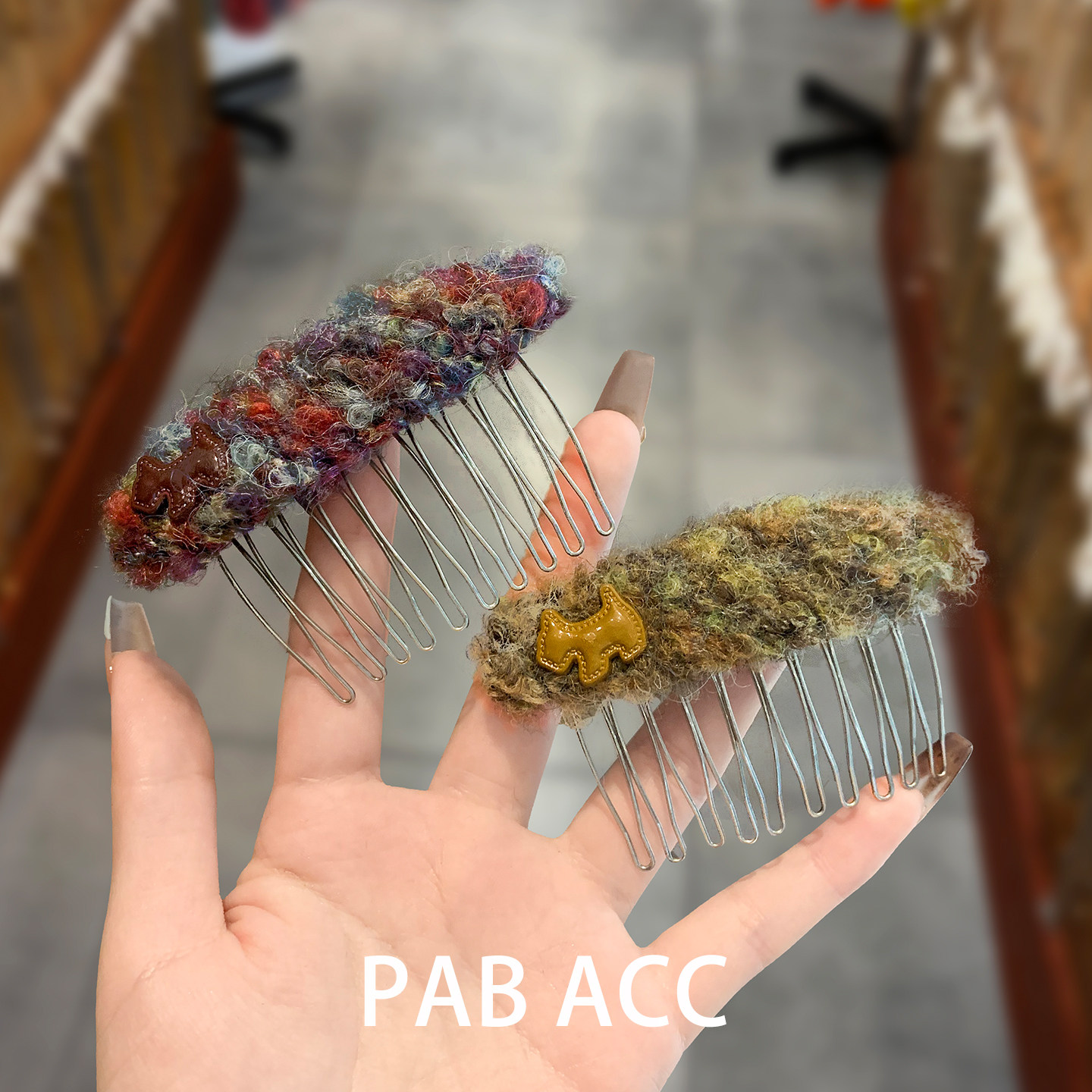 韩国氛围精致晕染彩色毛绒小马防滑齿发梳懒人倒梳盘发饰新款头饰,饰品/流行首饰/时尚饰品新,发饰,淘宝优惠券,粉丝福利购,淘宝优惠卷