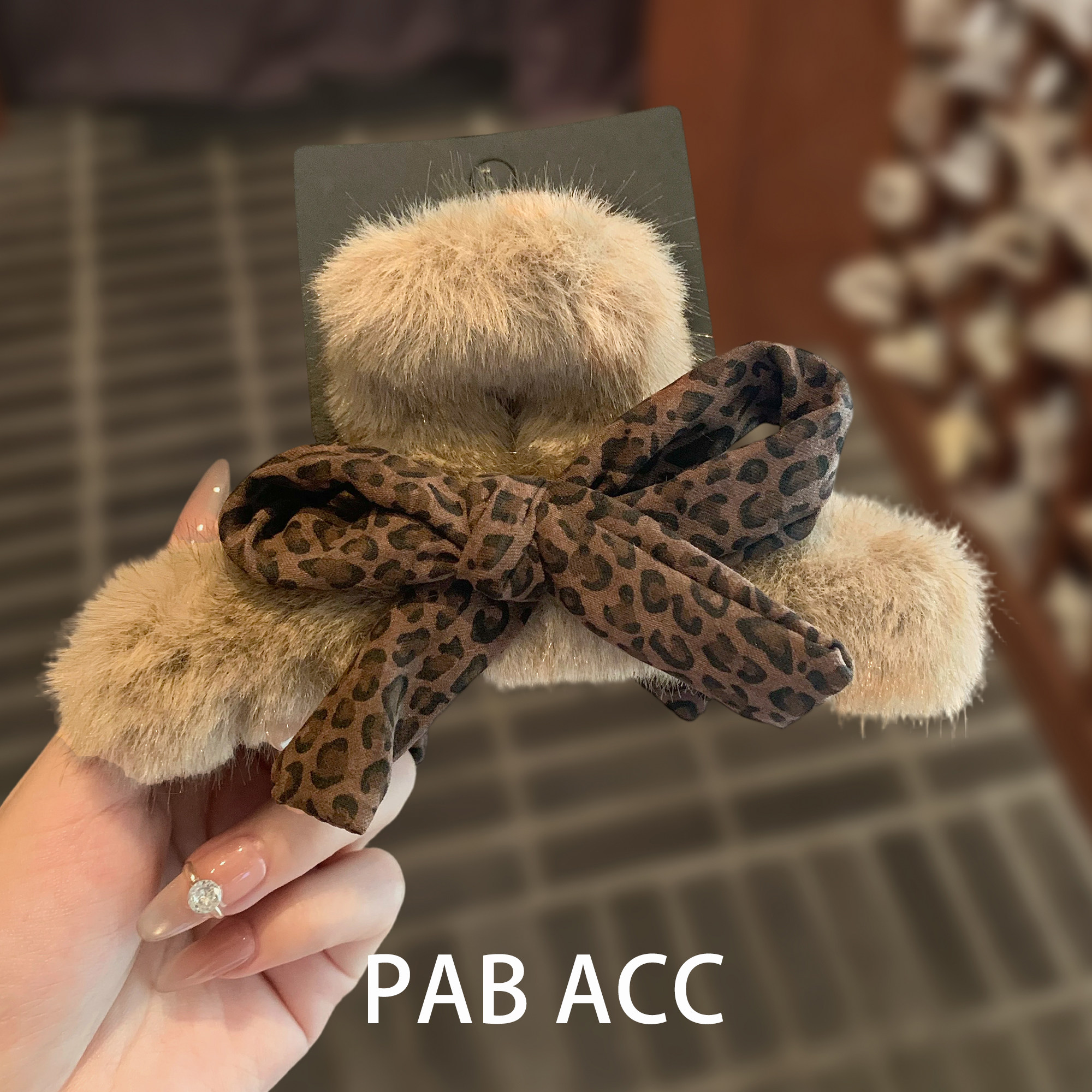 韩国秋冬毛茸茸豹纹蝴蝶结复古鲨鱼夹大号后脑勺盘发夹子气质抓夹,饰品/流行首饰/时尚饰品新,发饰,淘宝优惠券,粉丝福利购,淘宝优惠卷