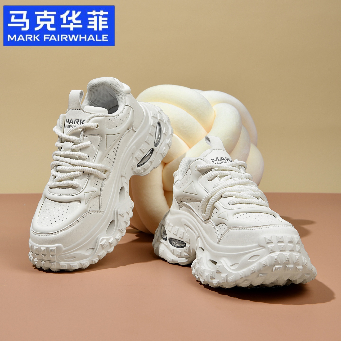 马克华菲男鞋秋季2025新款厚底增高鞋子潮鞋老爹鞋轮胎休闲运动鞋