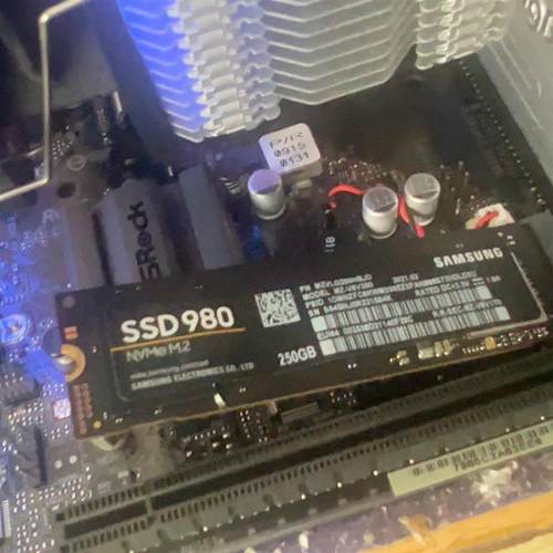 《议价》三星980 250g固态硬盘 实物如图 照片实拍 正常使用无