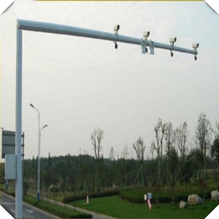 定制交通信号灯监控杆八角监控杆高速省道小区监控立杆