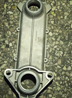 潍柴雷沃RG70收割机配件领航版二号杂余链条箱