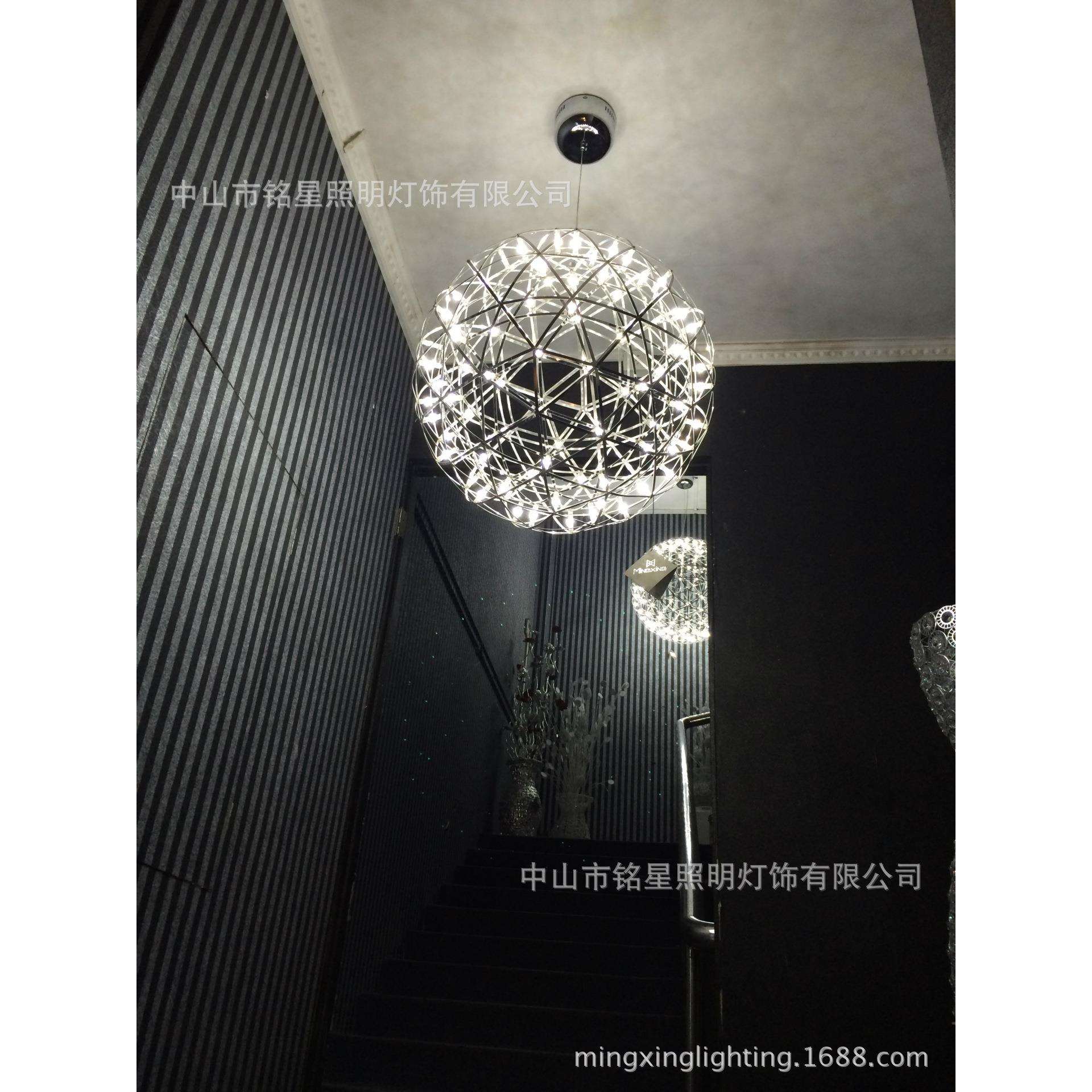 西班牙装饰LED球吊灯Moooi火花吊灯电影院特色不锈钢Led星球灯具