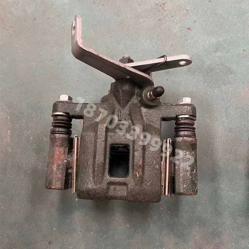 适配御捷GDG4Q5S小马驹Q系电动汽车后刹车分泵制动分泵刹车片分泵