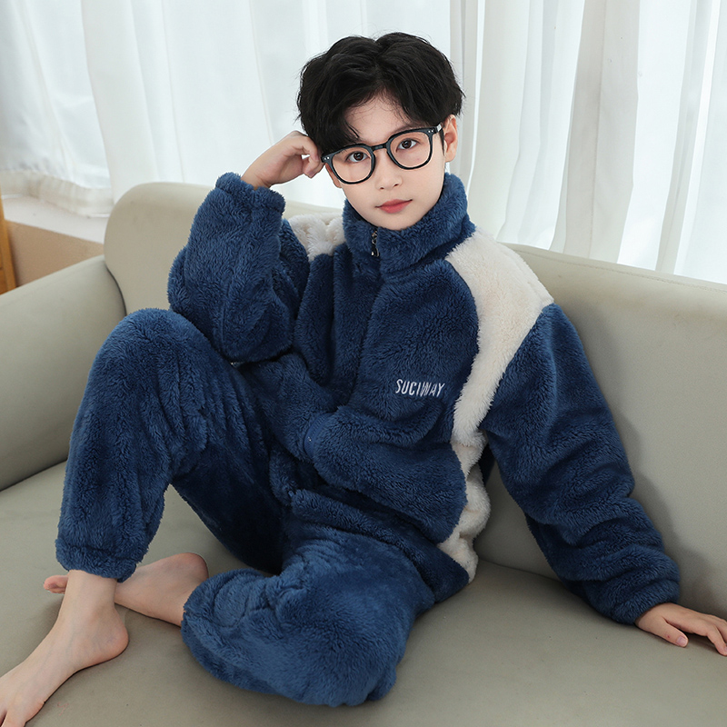 新款法兰绒男孩家居服套装