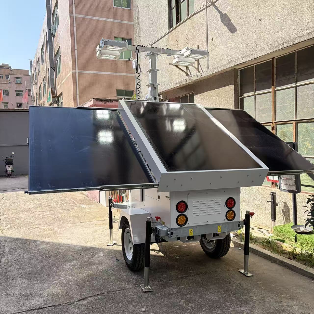 厂家直销夜间移动工程照明设备太阳能升降移动照明车
