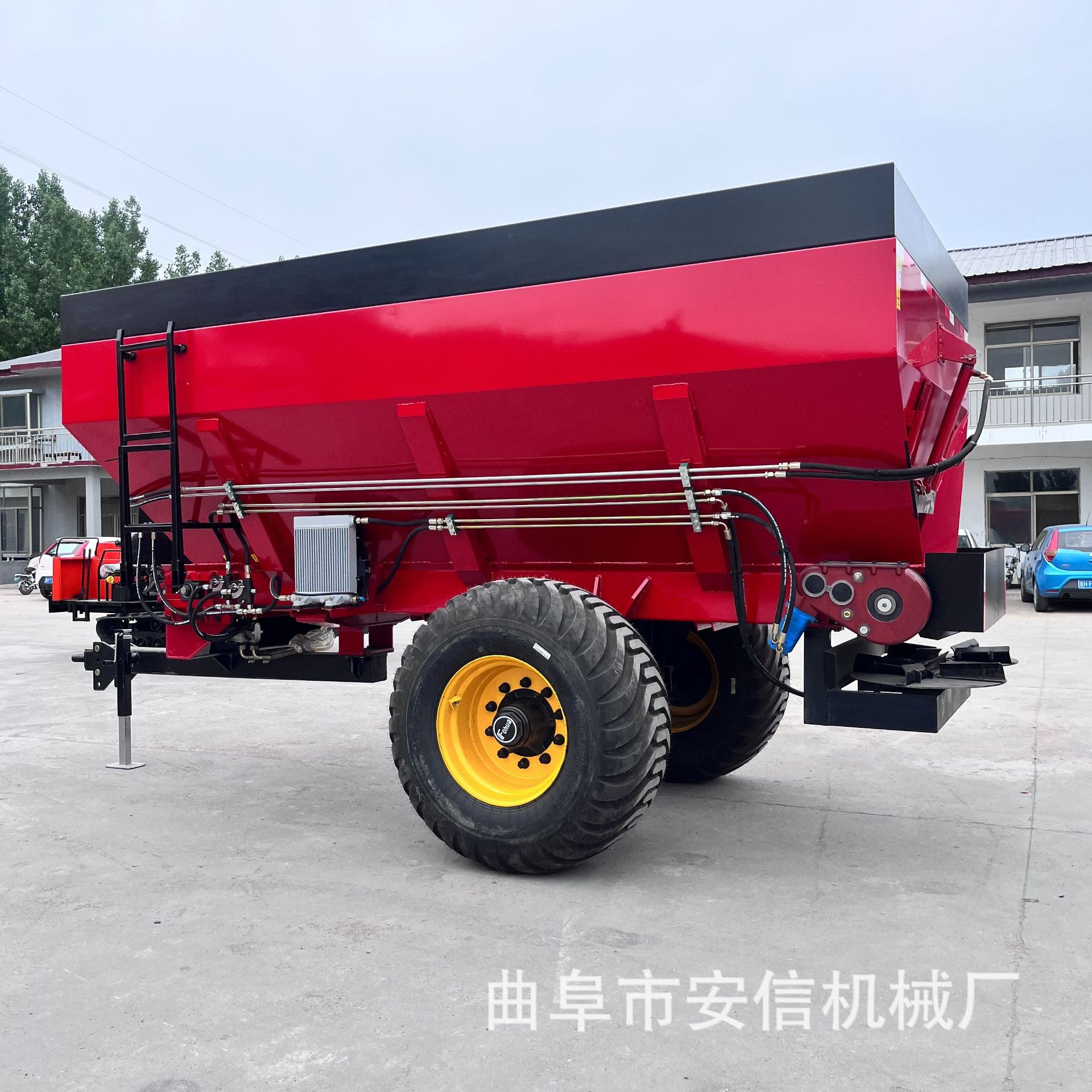 牛粪撒粪机 牵引撒粪车冻块粪抛粪机 大型湿粪扬粪机农场撒湿粪机
