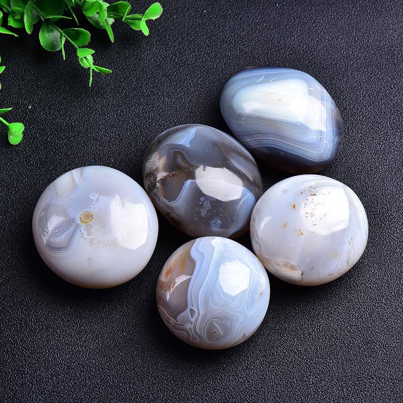 天然马达加斯加玉髓原石摆件水草玛瑙手把玩草花玛瑙原石把玩
