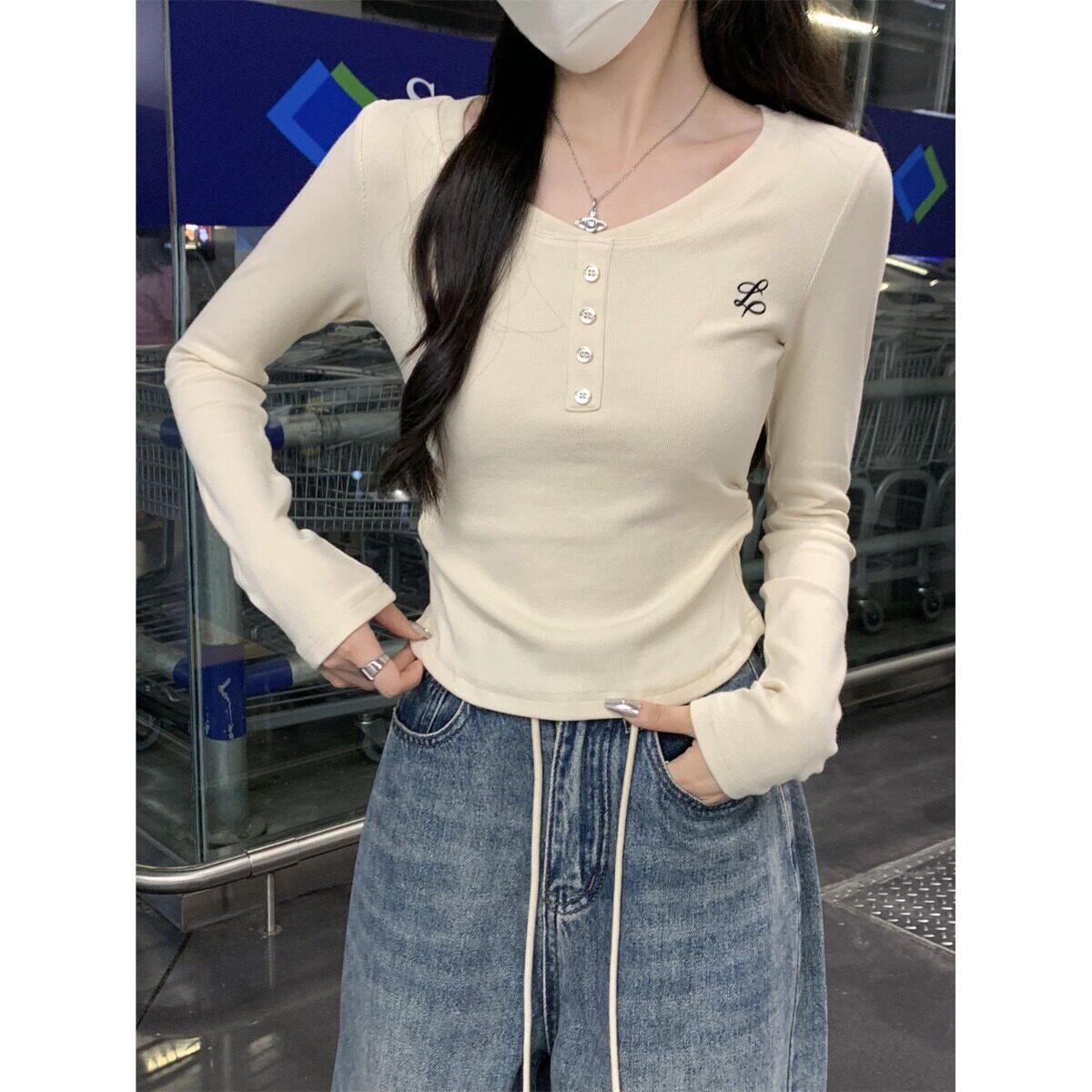 内搭小众绒长袖打底衫美
