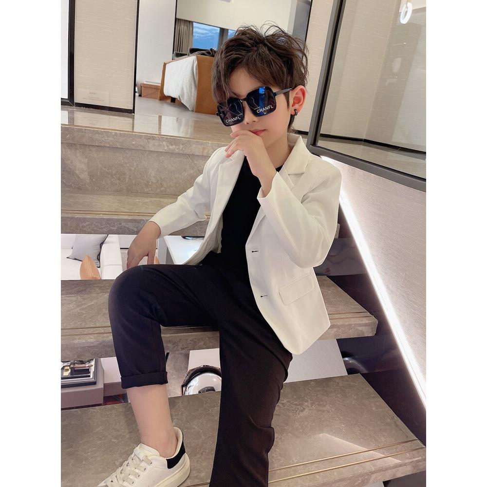 采购产品儿童的白色小套装,男孩的花女孩连衣裙,钢琴表演,英俊