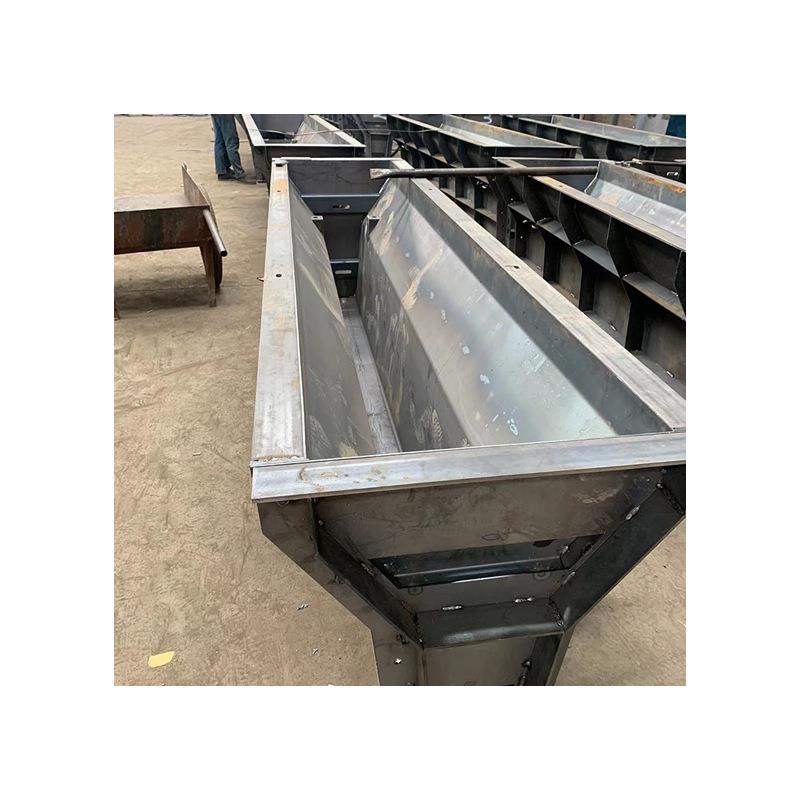 隔离墩模具高速公路防撞栏隔离墩模具混凝土预制隔离墩钢模具
